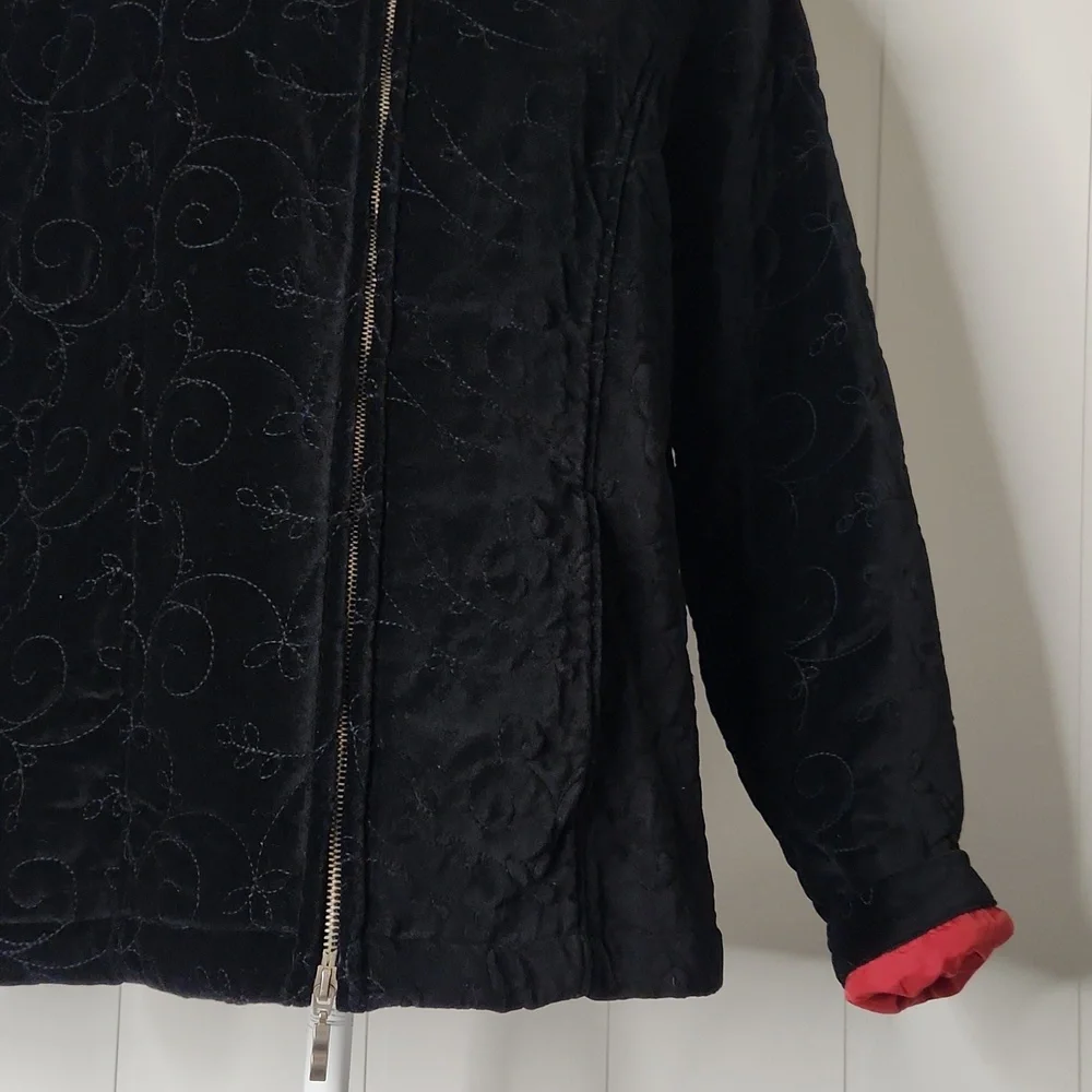 Black velvet quilted  old English Style Winter Jacket. Full Zip Down Whimsigoth - Picture 3 of 13